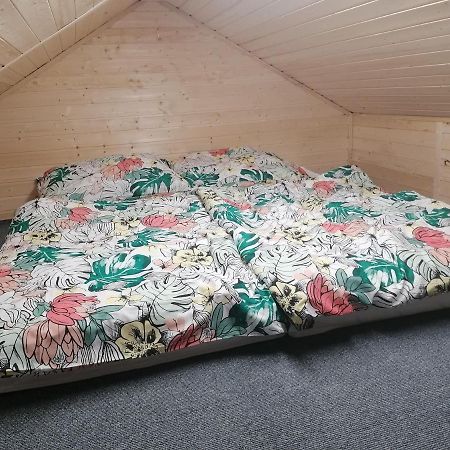 Chaloupka U Montyho Villa Vavrinec  Eksteriør bilde