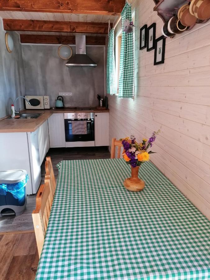 Chaloupka U Montyho Villa Vavrinec  Eksteriør bilde